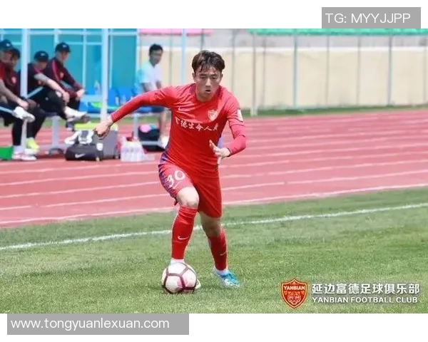 延边足球明星崔仁的成长历程与对中国足球的影响分析