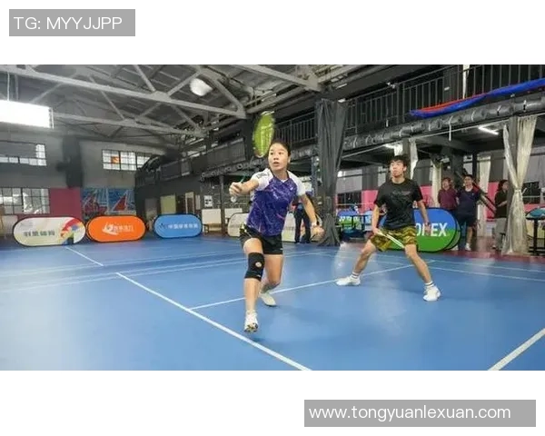 成都羽毛球队的力量变革引发热议助推羽毛球运动新发展 成都羽毛球队的力量变革引发热议助推羽毛球运动新发展